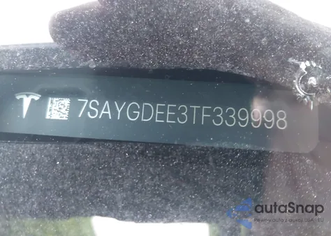 2026 Tesla Model Y Long Range Launch Series/Premium All-Wheel Drive from USA, damaged, VIN 7SAYGDEE3TF339998